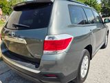 Used 2012 Toyota Highlander SE image 5