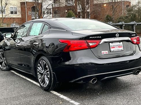 Used 2018 Nissan Maxima Platinum image 11