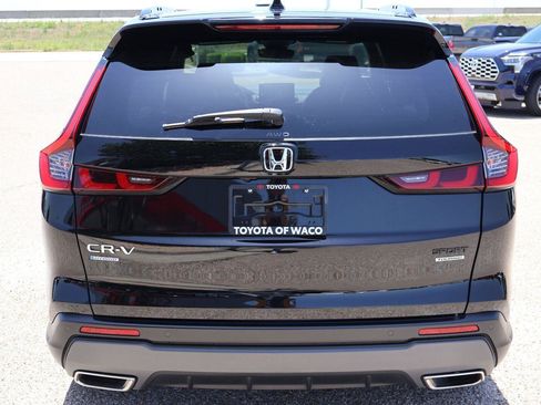 Used 2025 Honda CR-V Sport Touring image 4