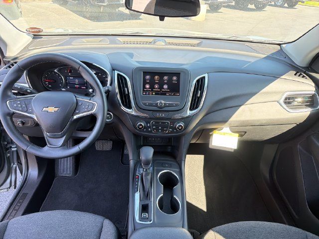 Certified 2024 Chevrolet Equinox LT FWD image 11