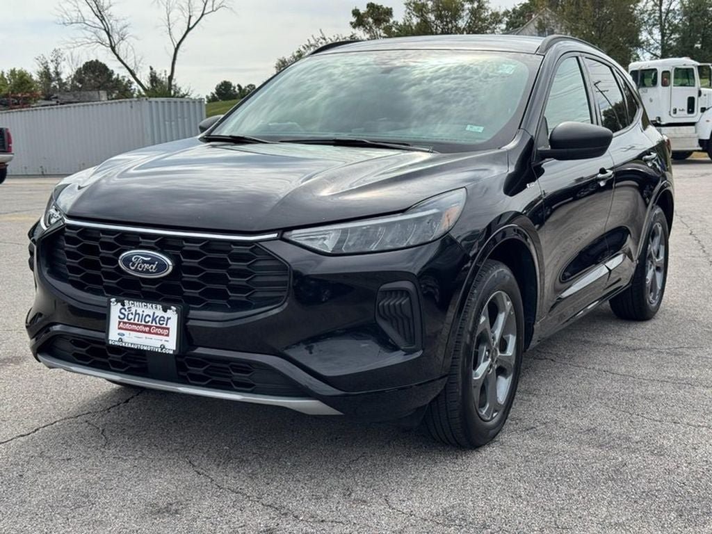 Used 2024 Ford Escape ST-Line AWD/4WD image 8