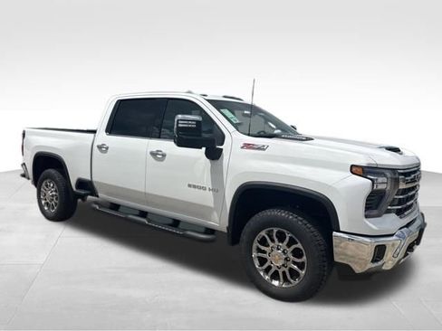 New 2026 Chevrolet Silverado 2500 LTZ w/ LTZ Premium Package AWD/4WD image 1