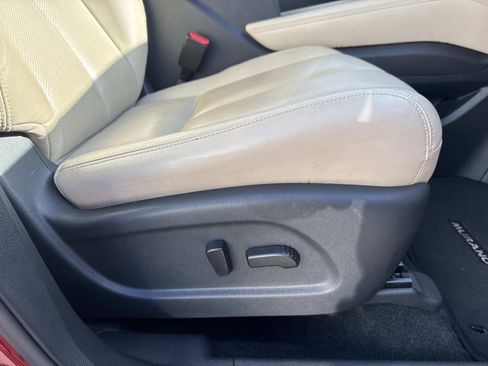 Used 2023 Nissan Murano SL w/ SL Moonroof Package image 15