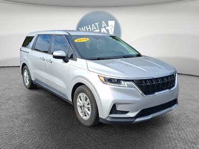 Used 2022 Kia Carnival LX