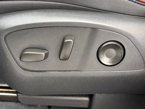 Used 2025 Chevrolet Silverado EV RST AWD/4WD image 18