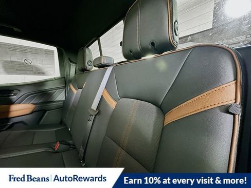 New 2025 GMC Canyon AT4 image 15