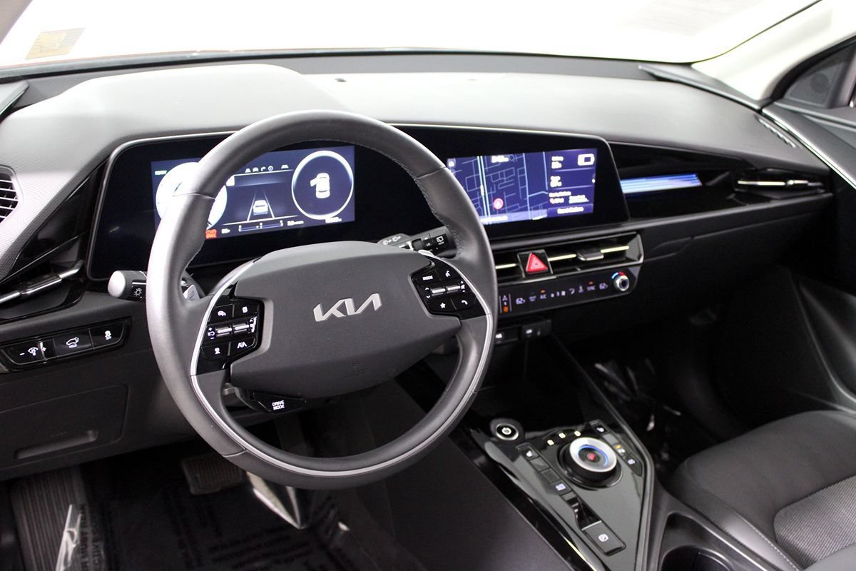 Used 2024 Kia Niro Wind FWD image 6