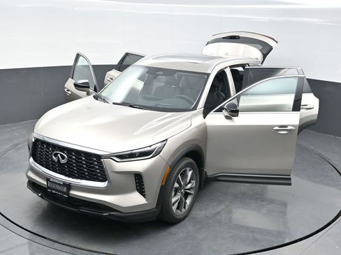 Used 2025 INFINITI QX60 Luxe w/ Vision Package image 44