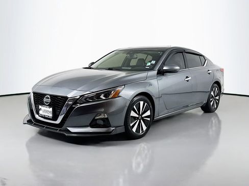 Used 2019 Nissan Altima 2.5 SL FWD image 1