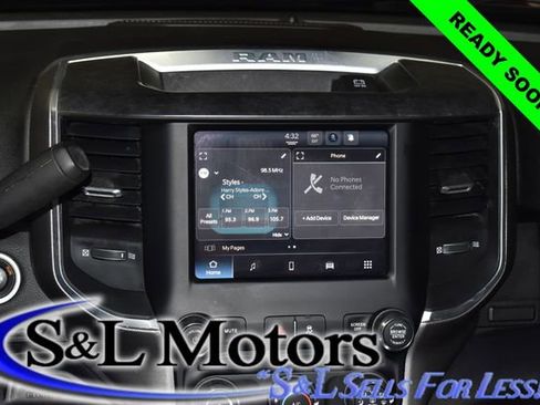 Used 2024 RAM 2500 Big Horn image 15