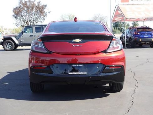 Used 2017 Chevrolet Volt Premier w/ Driver Confidence Package image 8