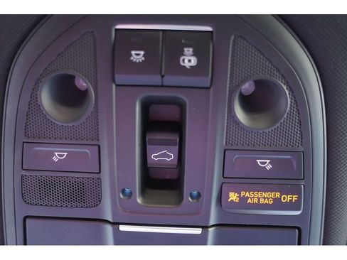 Used 2023 Genesis G70 2.0T w/ Sport Prestige Package image 27