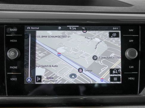 Used 2023 Volkswagen Taos SEL AWD/4WD image 10