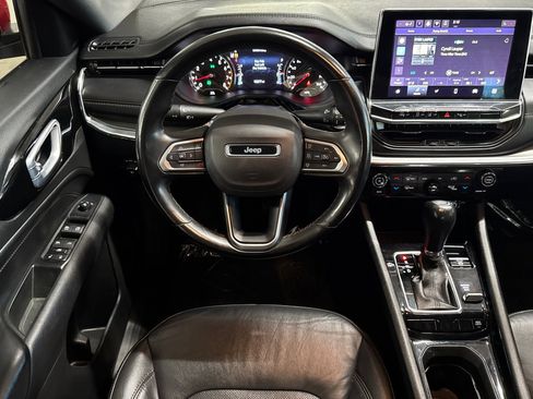 Used 2022 Jeep Compass Limited image 14