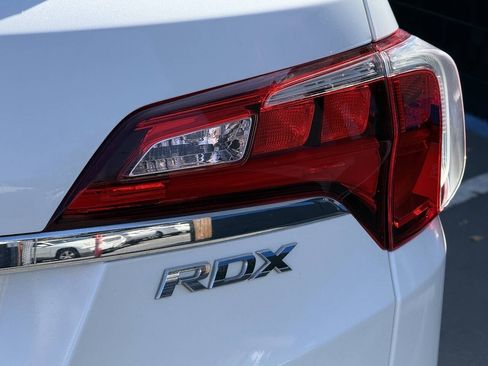Used 2018 Acura RDX FWD image 27
