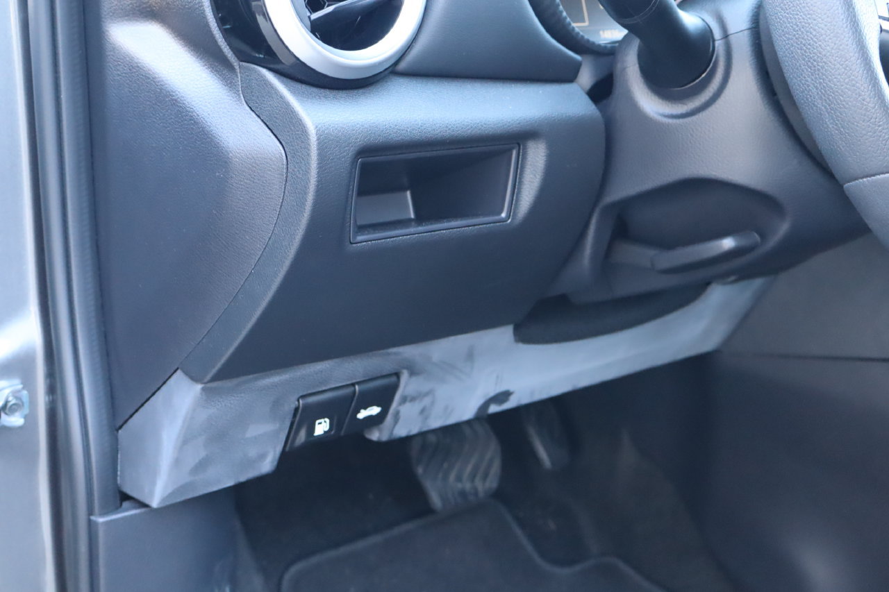 Used 2024 Nissan Versa SR w/ Trunk Package FWD image 22