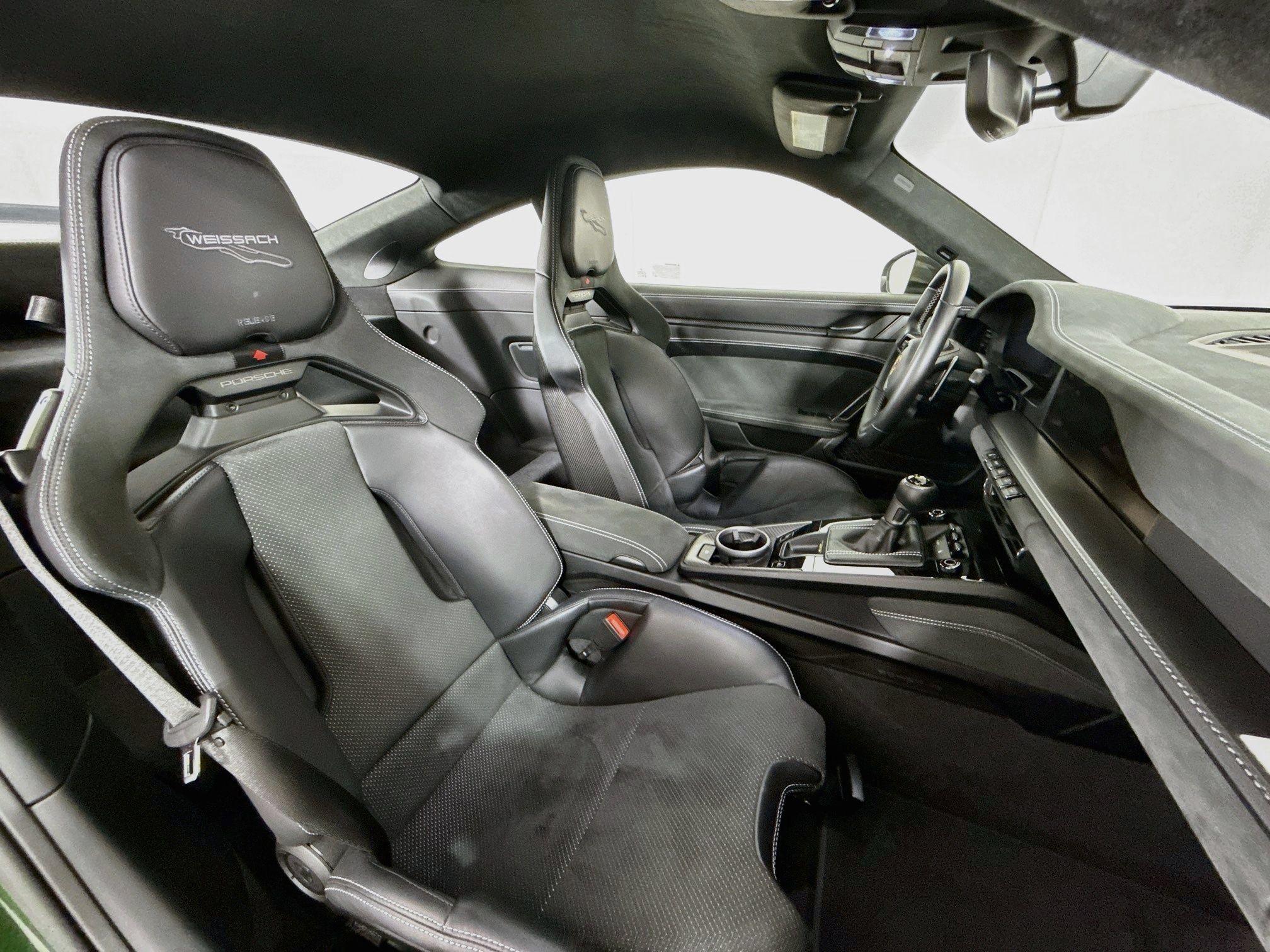 Certified 2025 Porsche 911 GT3 RWD image 23