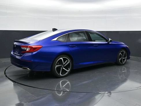 Used 2021 Honda Accord Sport image 2