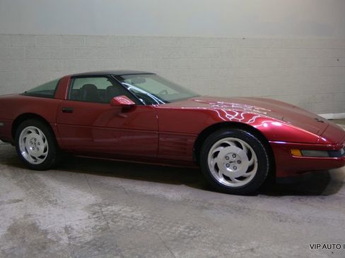 Used 1994 Chevrolet Corvette Coupe image 17