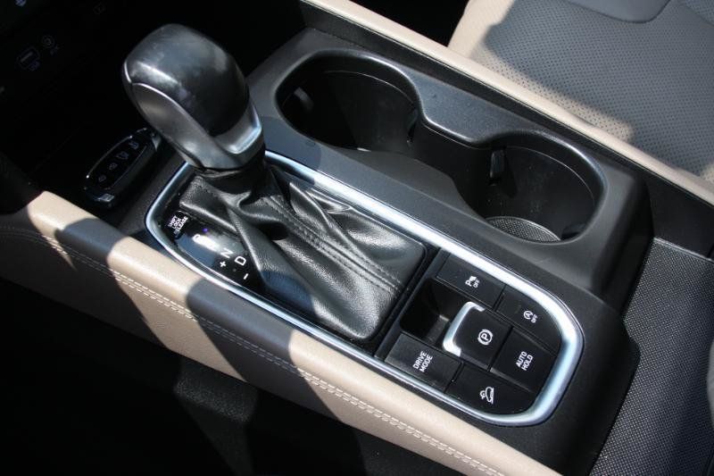 Used 2019 Hyundai Santa Fe Limited AWD/4WD image 39