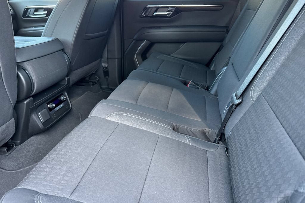 New 2026 Chevrolet Tahoe LS AWD/4WD image 12