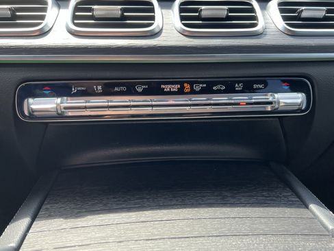 Certified 2025 Mercedes-Benz GLE 350 4MATIC image 30
