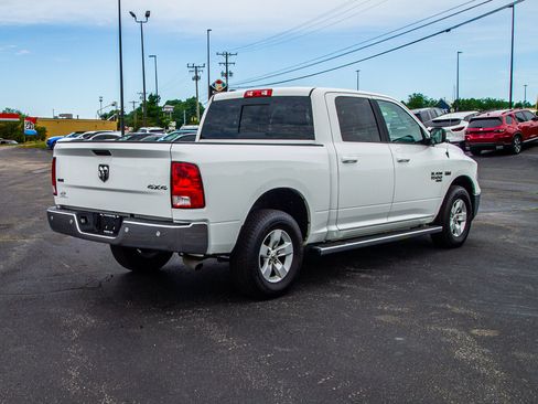Used 2019 RAM 1500 Classic SLT w/ Protection Group AWD/4WD image 7