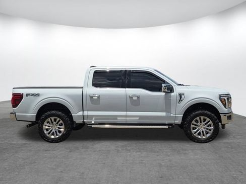 Used 2025 Ford F150 Lariat w/ Equipment Group 501A Mid AWD/4WD image 3