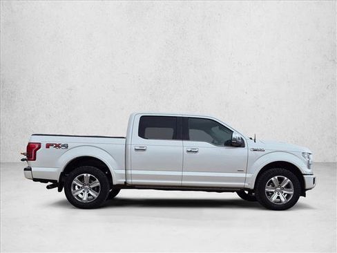 Used 2017 Ford F150 Platinum w/ Equipment Group 701A Luxury AWD/4WD image 4