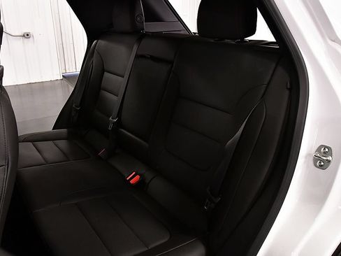 Used 2024 Chevrolet TrailBlazer RS w/ Convenience Package AWD/4WD image 28
