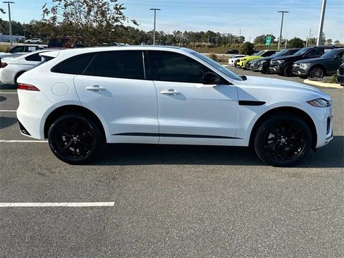 New 2025 Jaguar F-PACE R-Dynamic S image 7