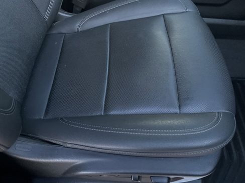 Certified 2022 Chevrolet Silverado 1500 LTZ w/ LTZ Convenience Package II image 30