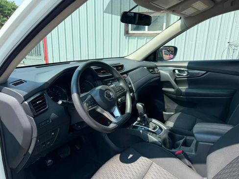 Used 2018 Nissan Rogue S FWD image 10