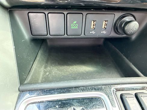Used 2022 Mitsubishi Eclipse Cross SEL FWD image 29