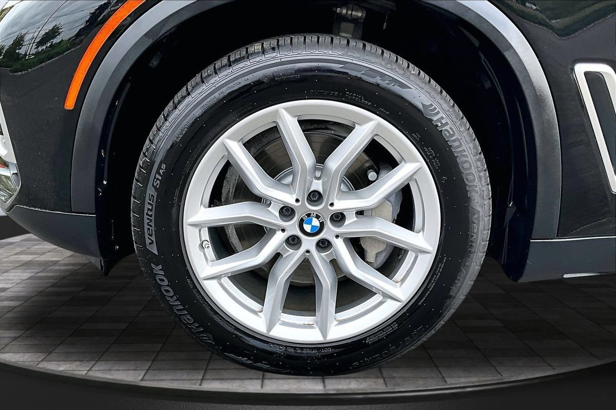 Used 2019 BMW X5 xDrive40i w/ Convenience Package AWD/4WD image 41