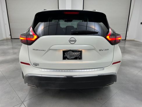 Used 2024 Nissan Murano SV AWD/4WD image 6