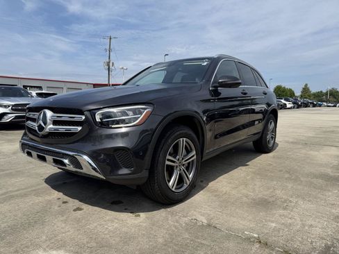 Certified 2021 Mercedes-Benz GLC 300 4MATIC w/ Premium Package image 3