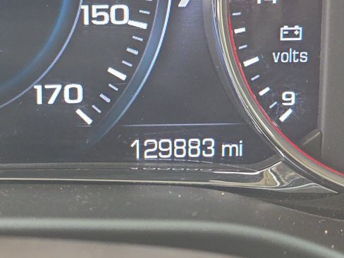 Used 2017 GMC Acadia Denali w/ Technology Package AWD/4WD image 2