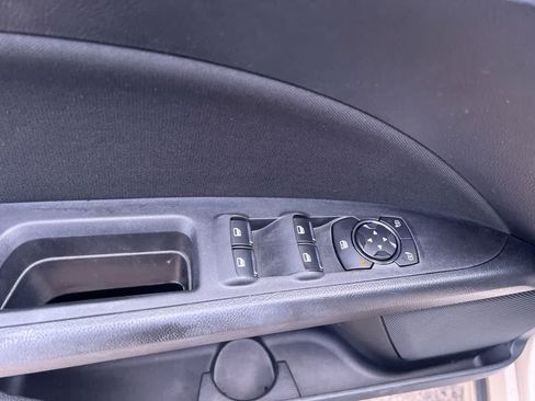 Used 2019 Ford Fusion SE AWD/4WD image 13