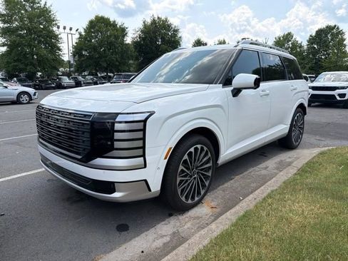 Used 2026 Hyundai Palisade Calligraphy AWD/4WD image 3