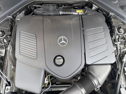 Used 2024 Mercedes-Benz E 350 4MATIC Sedan image 36