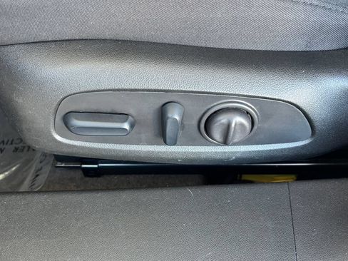 Used 2024 Chevrolet Malibu LT FWD image 23