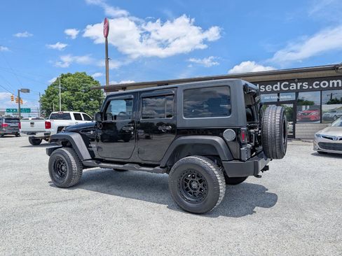 Used 2015 Jeep Wrangler Unlimited Sport w/ Quick Order Package 24S AWD/4WD image 6