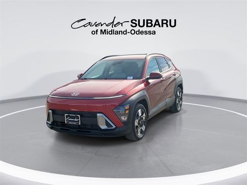 Used 2025 Hyundai Kona SEL image 4