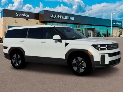 New 2026 Hyundai Santa Fe SE image 10