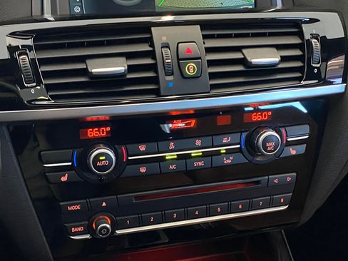 Used 2017 BMW X4 M40i image 28