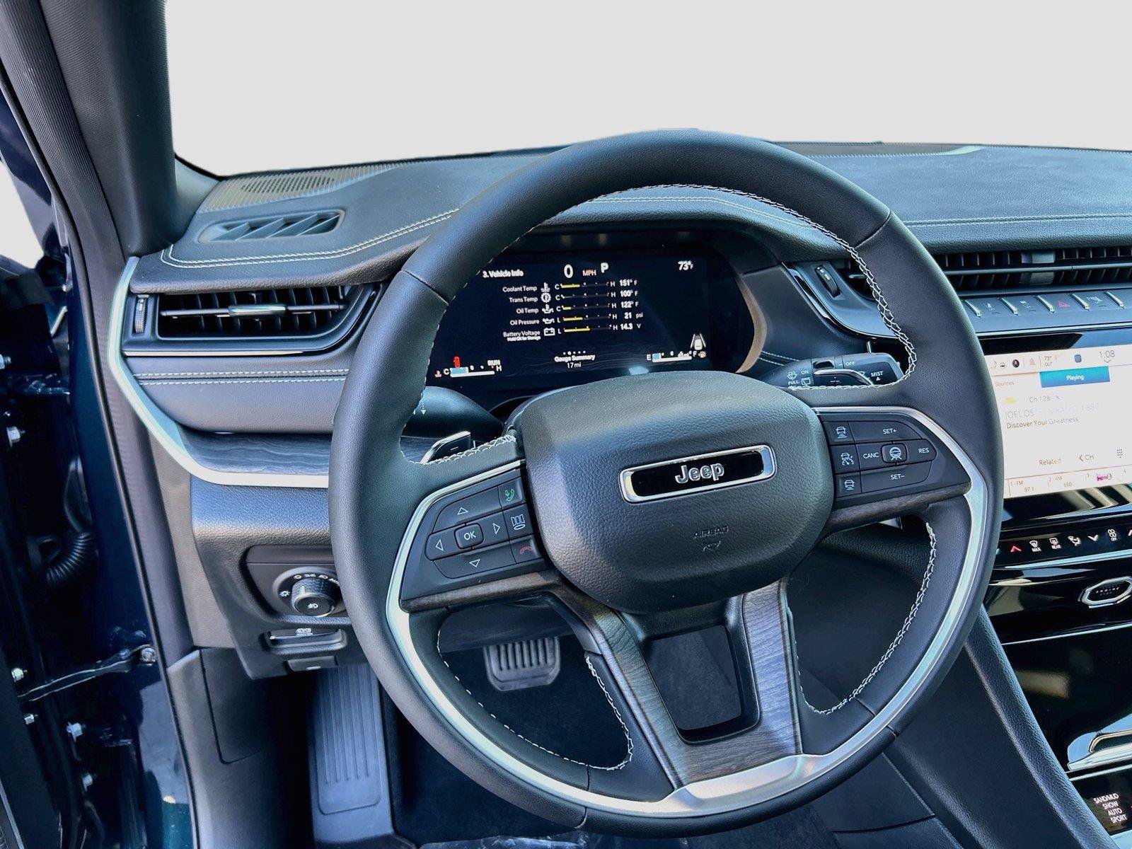 New 2027 Jeep Grand Cherokee Limited AWD/4WD image 40