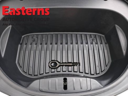 Used 2023 Tesla Model 3 Standard Range image 7