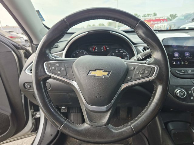 Used 2019 Chevrolet Malibu RS FWD image 11