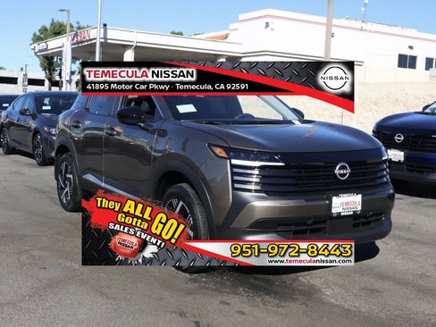 New 2026 Nissan Kicks SV image 1